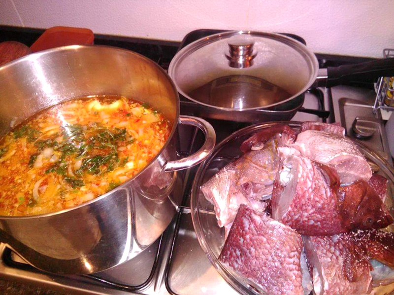 Caldo de Peixe à moda do Pico